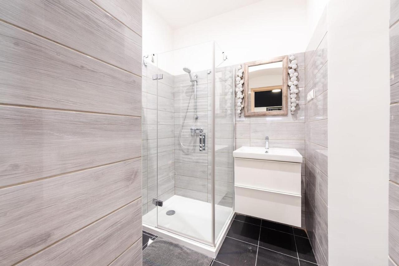 Budapest4Fun - New Apt In The Heart Of Budapest Luaran gambar