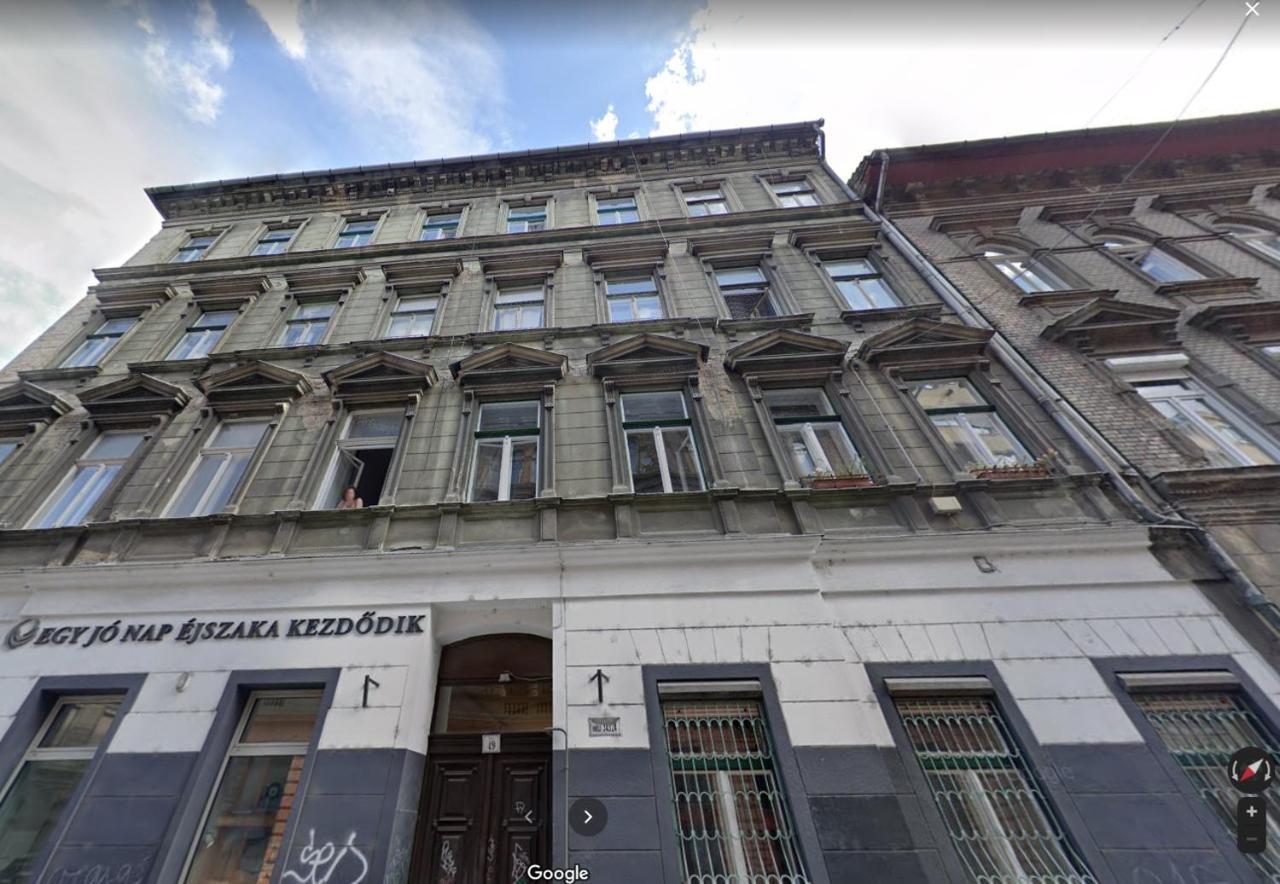 Budapest4Fun - New Apt In The Heart Of Budapest Luaran gambar